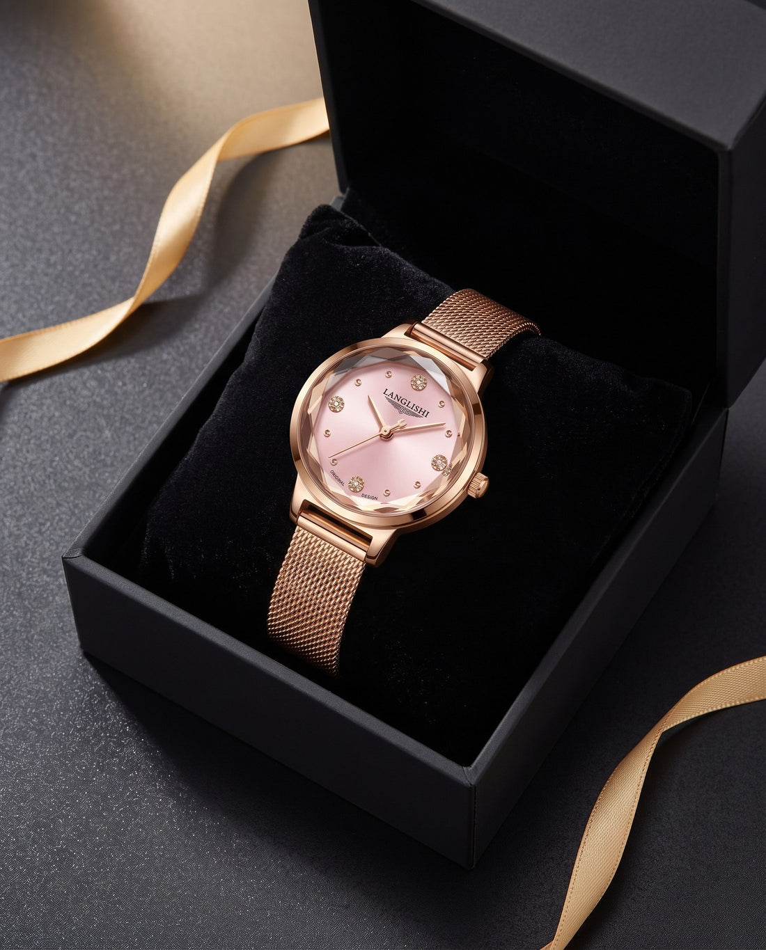 Petite Mesh Ladies Pink dial in the gift box