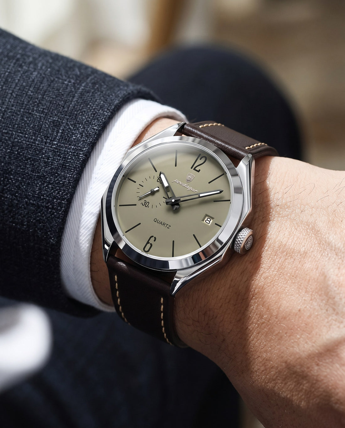 Heritage Leather Classic Silver case, Grey dial on the wrist
