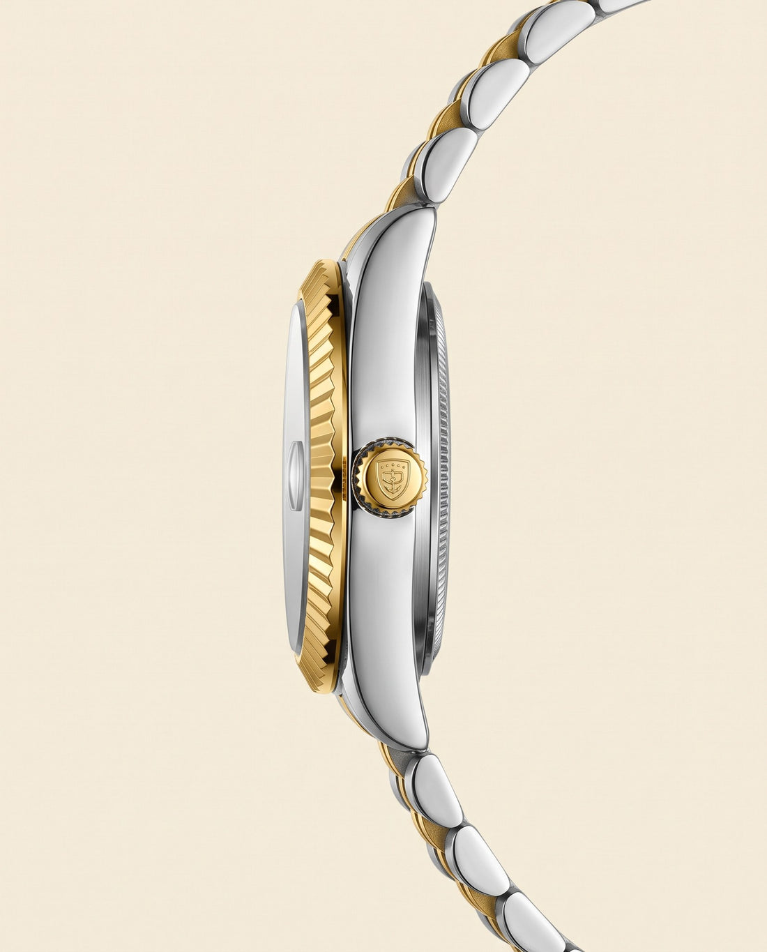 Petite Fluted Ladies Gold case, Black dial crown side