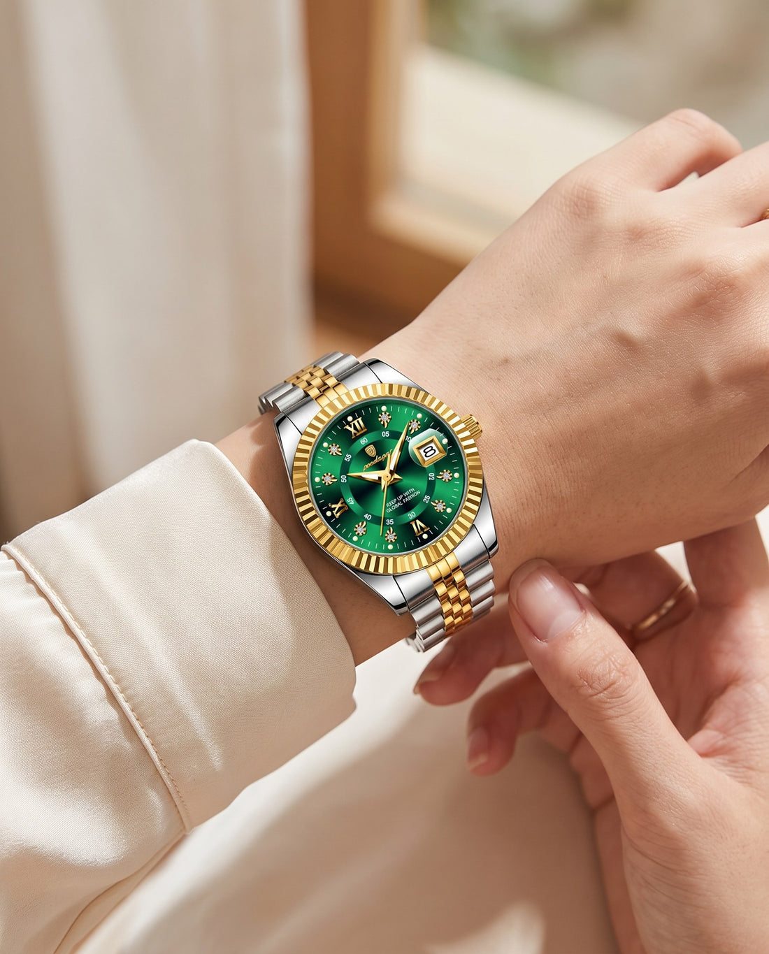 Petite Fluted Ladies Gold case, Green dial on the wrist