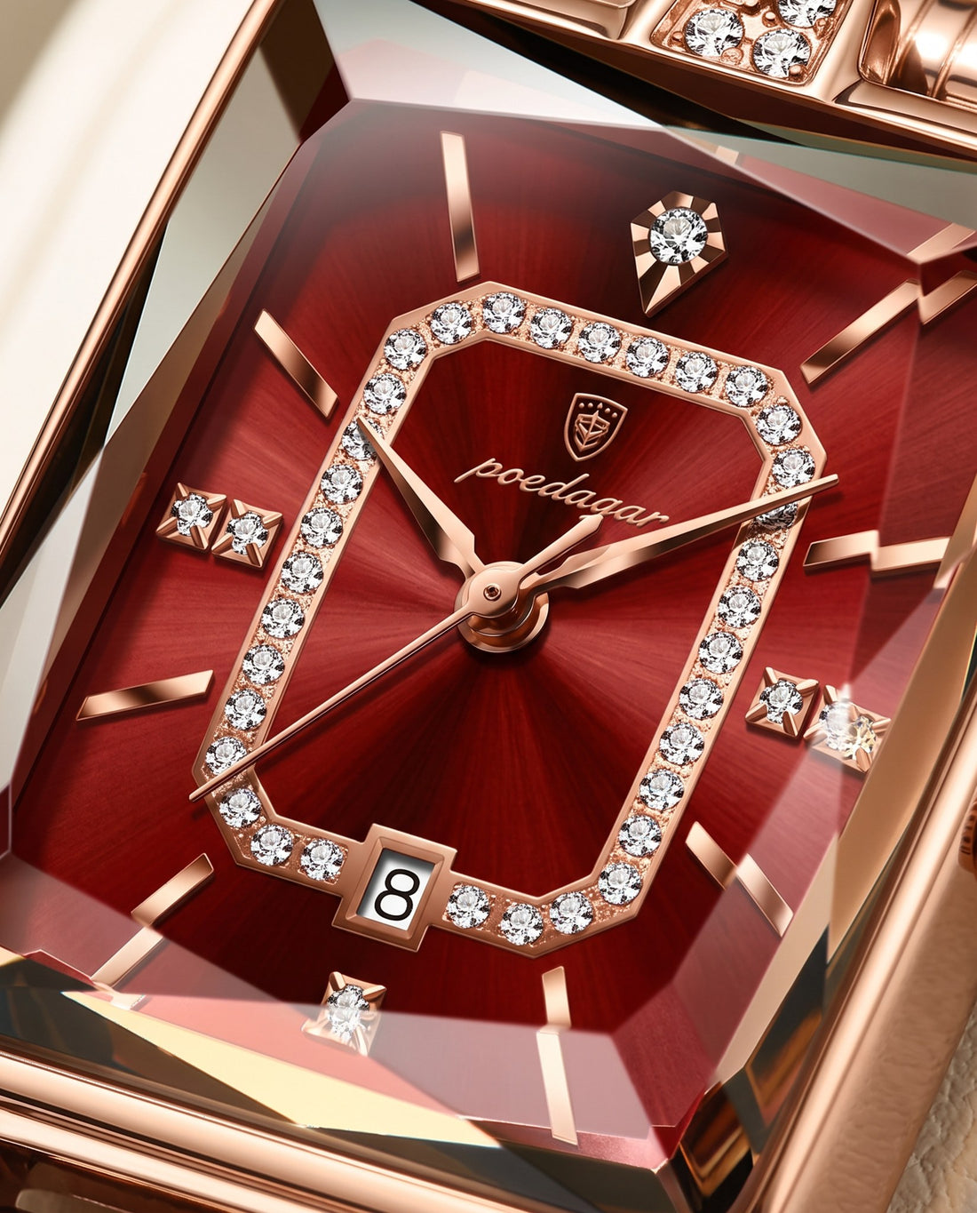 Gem Rectangle Ladies Gold case, Red dial dial close-up