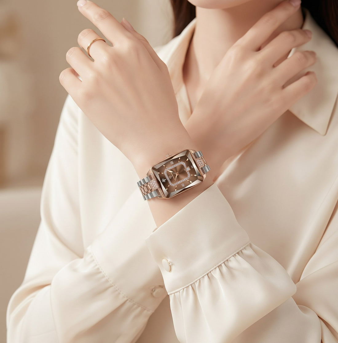 Gem Rectangle Ladies Gold case, Coffee dial on the wrist